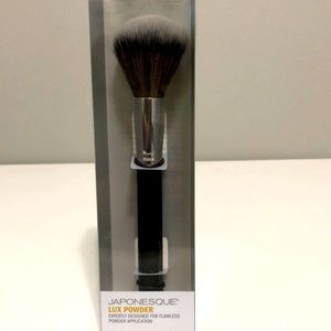 Make-Up Brush